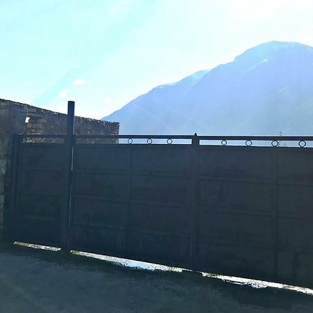 Piligrim Kazbegi Hotel Exterior foto